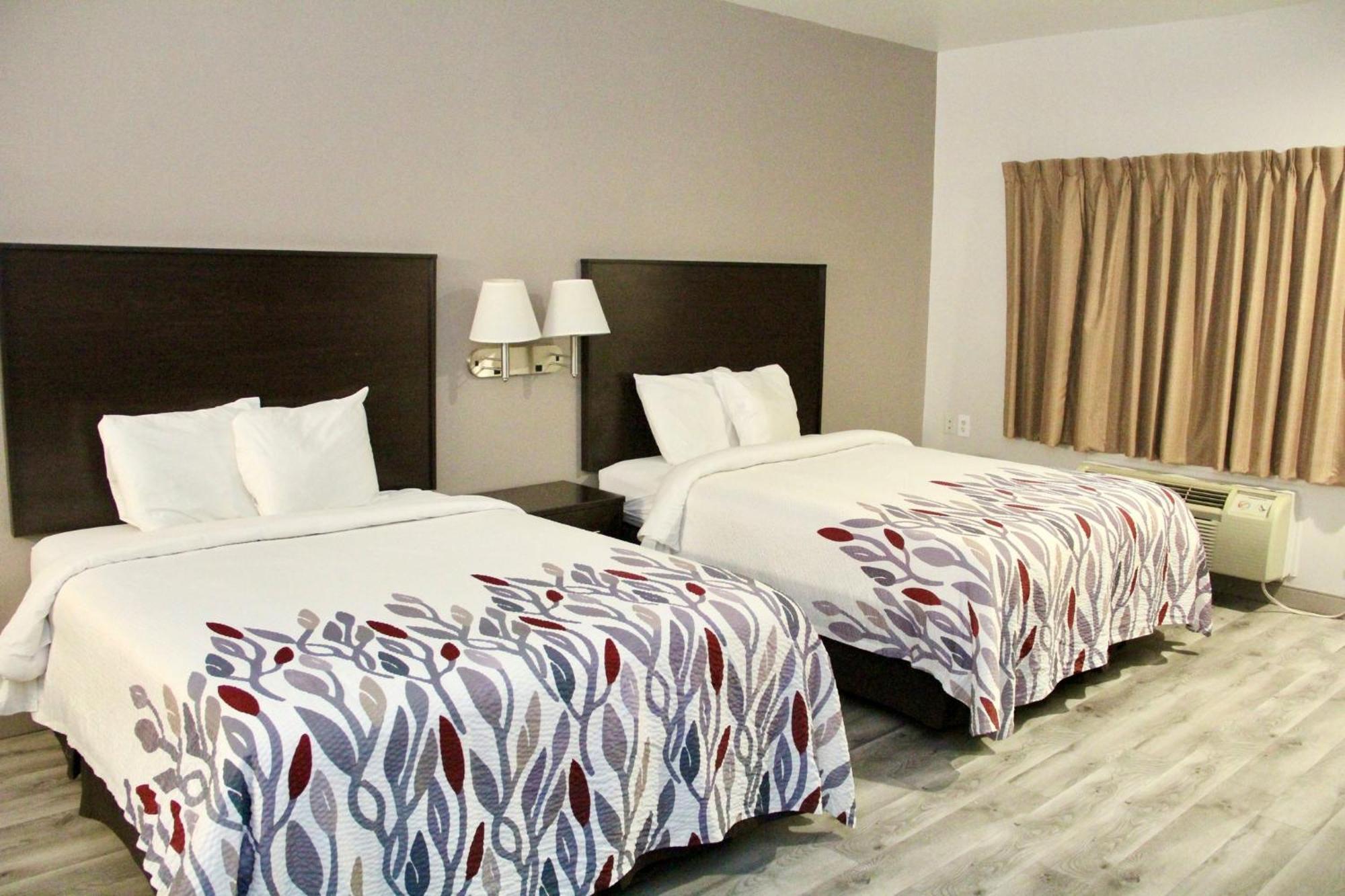 Red Roof Inn & Suites Lake Orion / Auburn Hills Extérieur photo